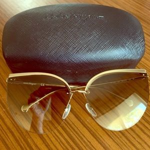 Authentic Salvatore Ferragamo SF195S sunglasses
